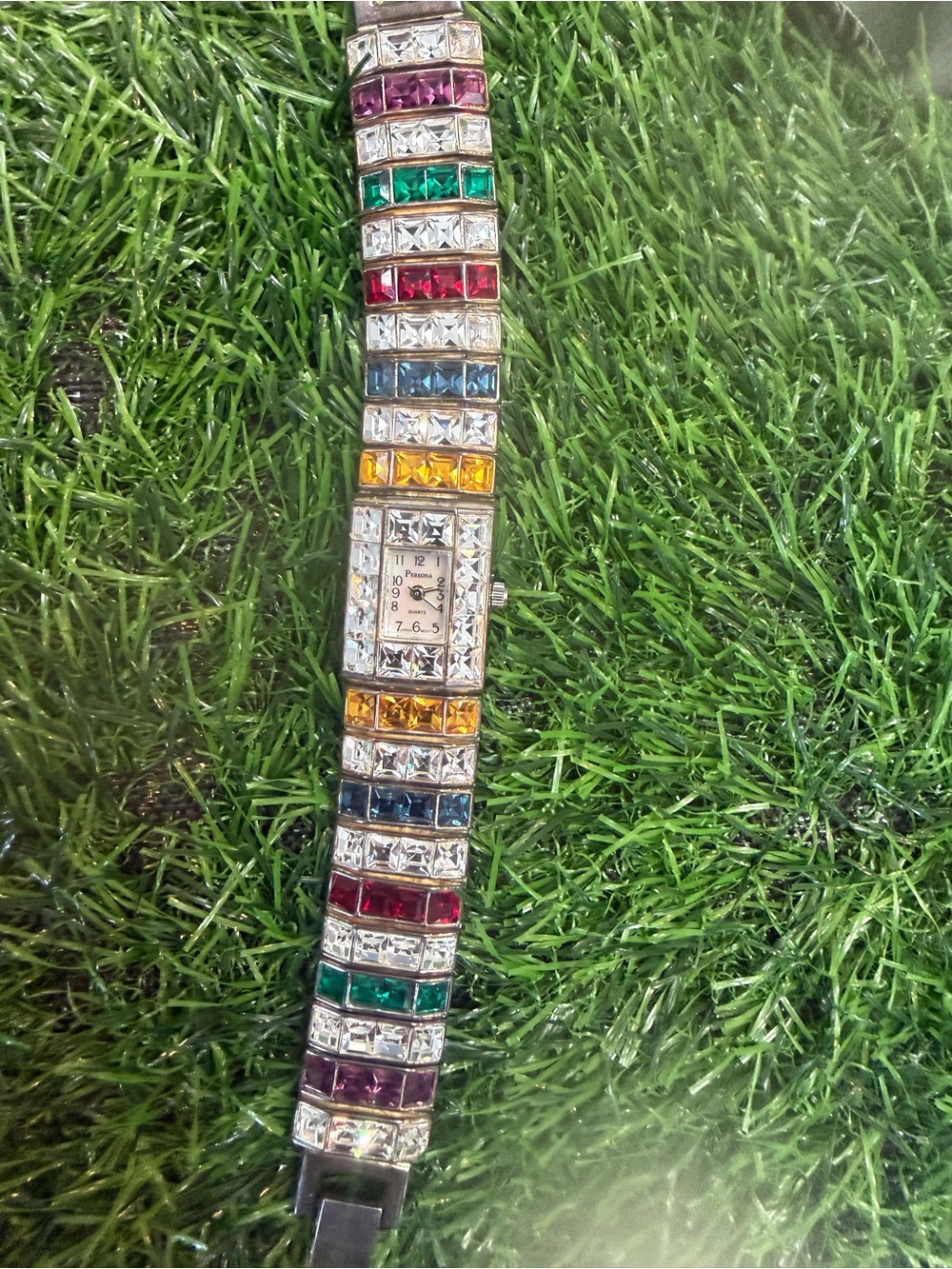 Vintage Persona Quartz Crystal Bracelet Watch in Multi Color
